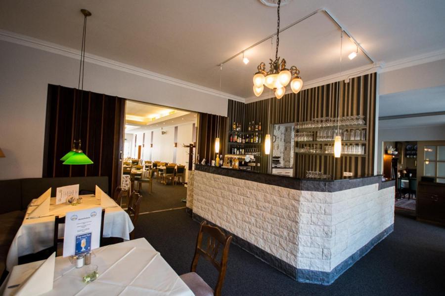 Hotel&Restaurant Wiggers Bad Oldesloe Exterior foto